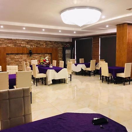 Royaute Luxury Hotel סיאלקוט מראה חיצוני תמונה